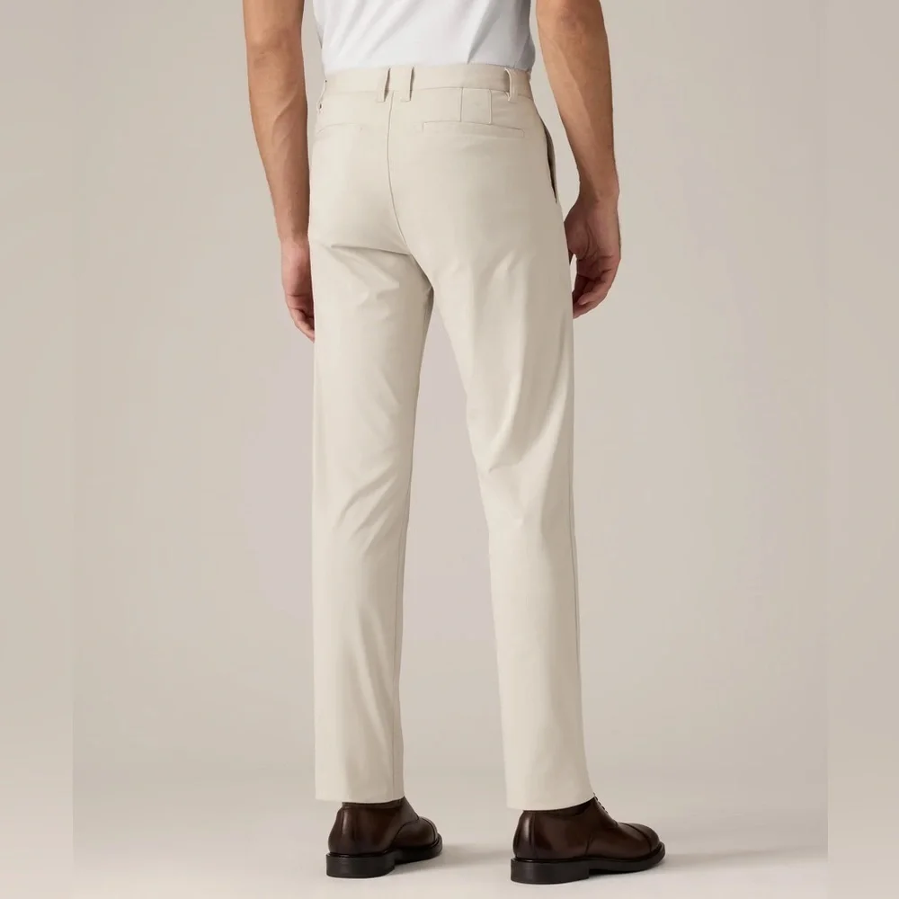 RHÔNE Commuter Pant Classic original elevated performance pant golf office work